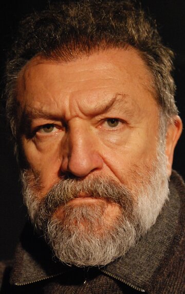 Tamer Levent