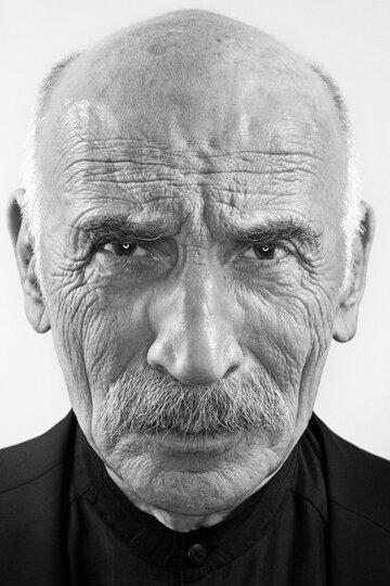 Tuncel Kurtiz