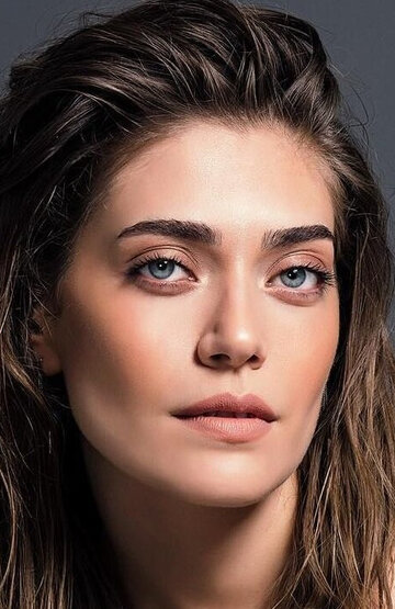 Öznur Serçeler